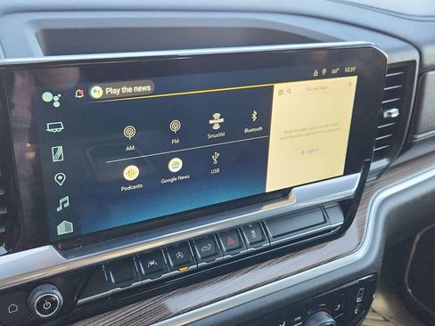 Used 2023 Chevrolet Silverado 1500 LT AWD/4WD image 25