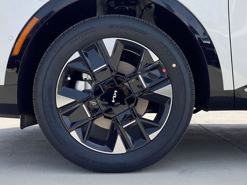 New 2026 Kia Sportage SX Prestige AWD/4WD image 11