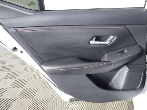 Used 2024 Nissan Sentra SR FWD image 24