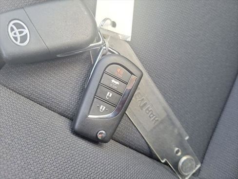 Certified 2025 Toyota Corolla LE image 35