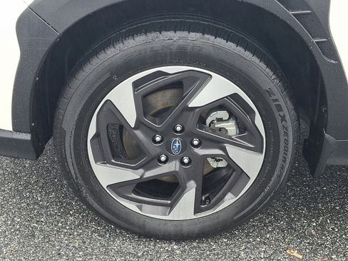 Certified 2025 Subaru Crosstrek 2.5i Limited image 9