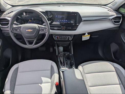 New 2026 Chevrolet TrailBlazer LT w/ Driver Confidence Package FWD image 16