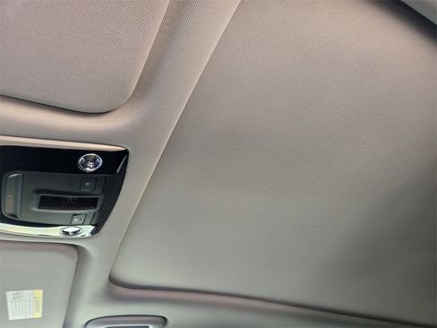 New 2026 Kia Sorento S image 18