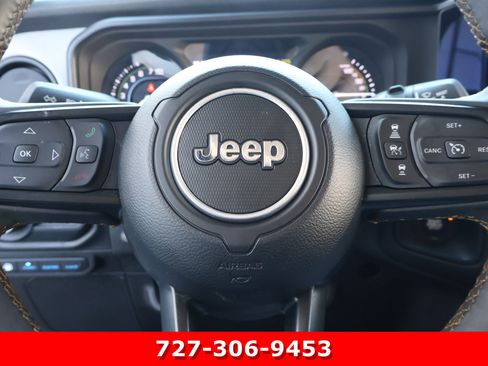 Used 2024 Jeep Wrangler Willys image 23