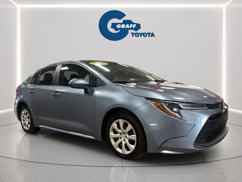 Used 2024 Toyota Corolla LE FWD image 4