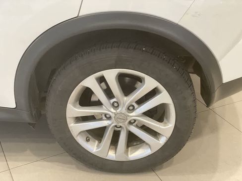Used 2013 Nissan Juke SV AWD/4WD image 13