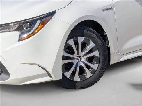 Used 2020 Toyota Corolla LE image 22