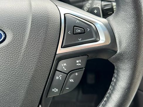 Used 2019 Ford Edge SEL w/ Equipment Group 201A AWD/4WD image 18