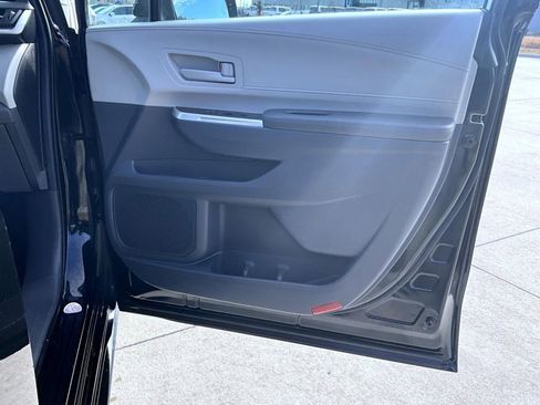 Used 2024 Toyota Sienna LE image 16