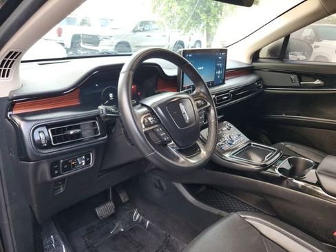 Used 2023 Lincoln Nautilus Reserve AWD/4WD image 19