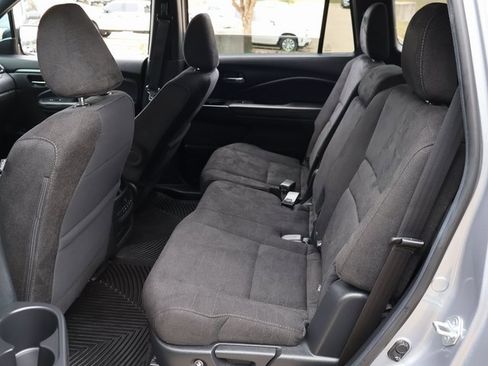 Used 2022 Honda Pilot Sport image 10