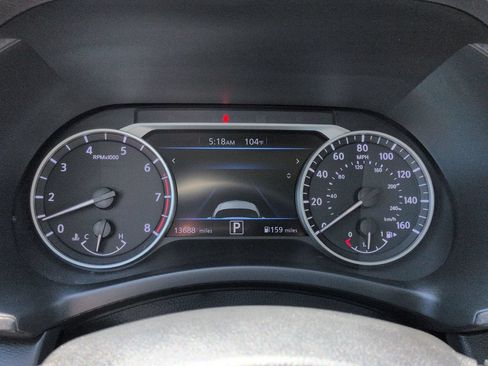 Used 2024 Nissan Sentra SV FWD image 28