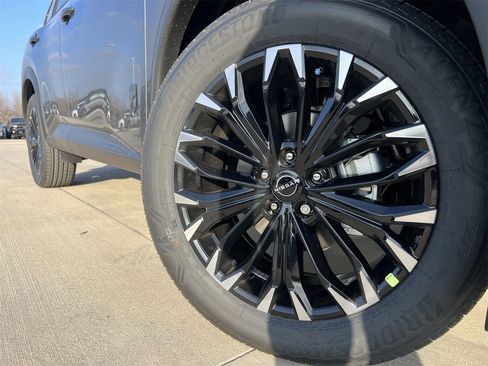 New 2026 Nissan Rogue SV image 8