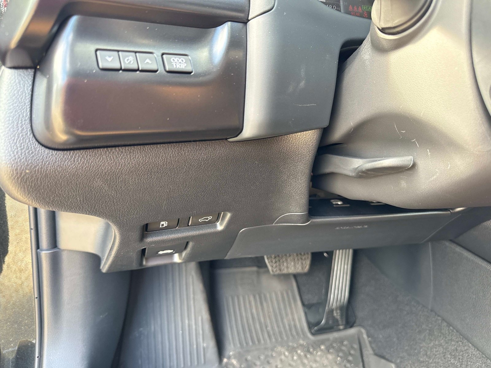New 2026 Lexus UX 300h FWD w/ Accessory Package (2T) image 28