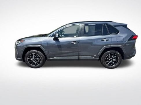 Used 2021 Toyota RAV4 XLE w/ Convenience Package AWD/4WD image 4