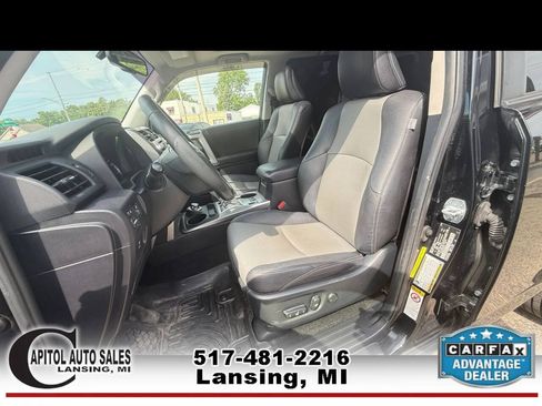 Used 2016 Toyota 4Runner SR5 Premium AWD/4WD image 13