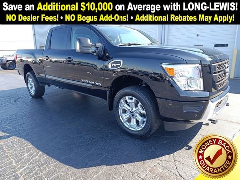 Used 2024 Nissan Titan SV w/ SV Convenience Package image 10