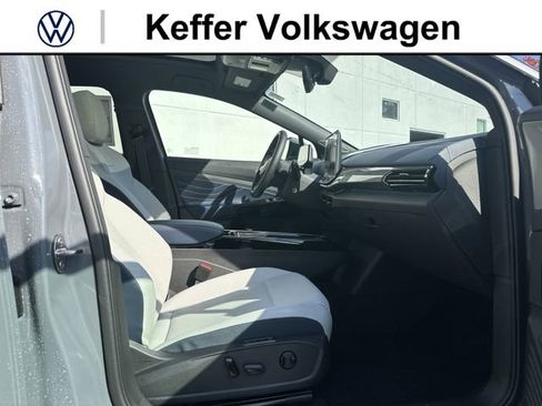 New 2025 Volkswagen ID.4 Pro S Plus AWD/4WD image 22