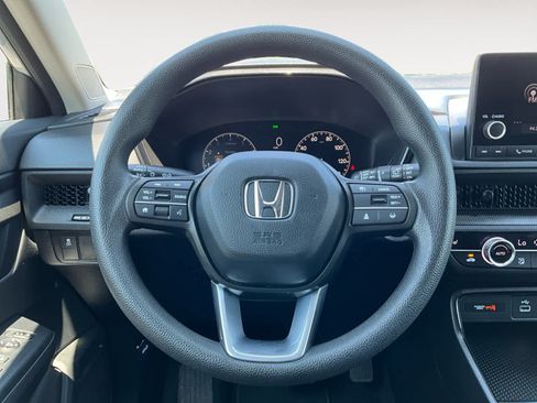 Used 2025 Honda CR-V EX image 16