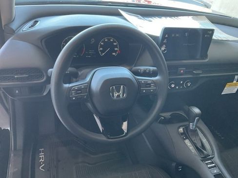 New 2026 Honda HR-V LX image 6