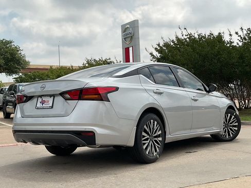 New 2026 Nissan Altima 2.5 SV FWD image 4