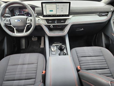 Certified 2025 Ford Explorer ST-Line image 15