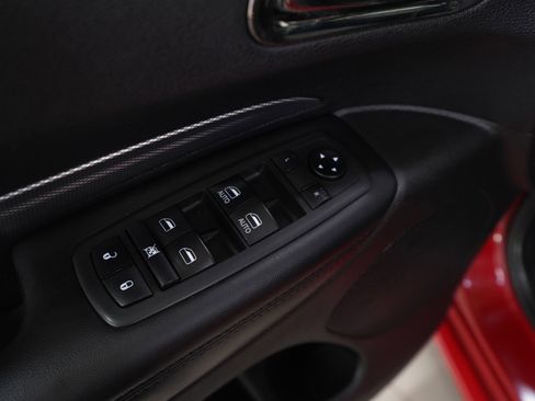 Used 2019 Dodge Durango GT image 25