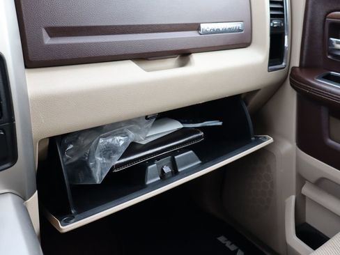 Used 2015 RAM 2500 Laramie w/ Cold Weather Group image 36