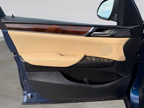 Used 2017 BMW X3 xDrive28i image 14