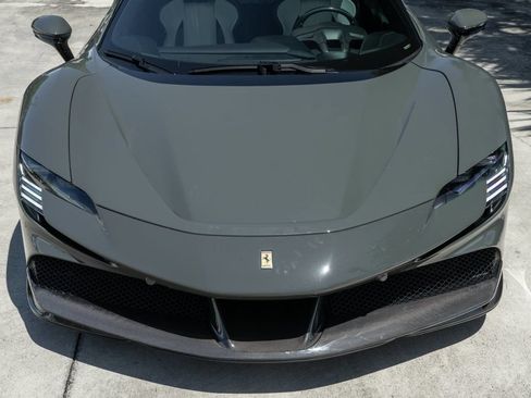 Used 2022 Ferrari SF90 Stradale AWD/4WD image 22