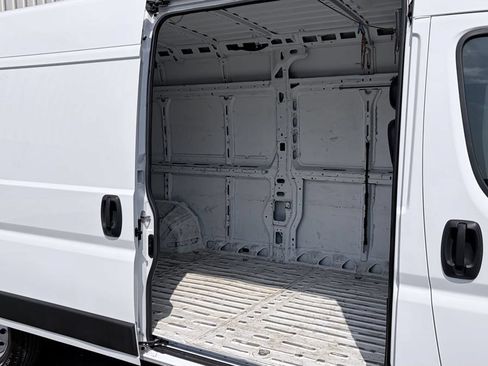 Used 2023 RAM ProMaster 2500 FWD image 26