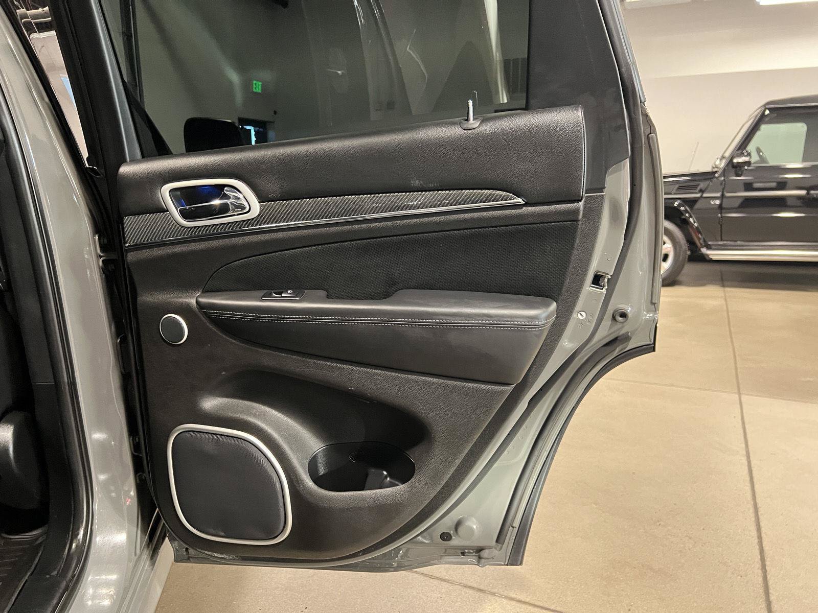 Used 2019 Jeep Grand Cherokee SRT AWD/4WD image 43