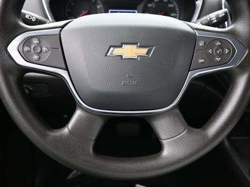 Used 2021 Chevrolet Traverse LS image 26