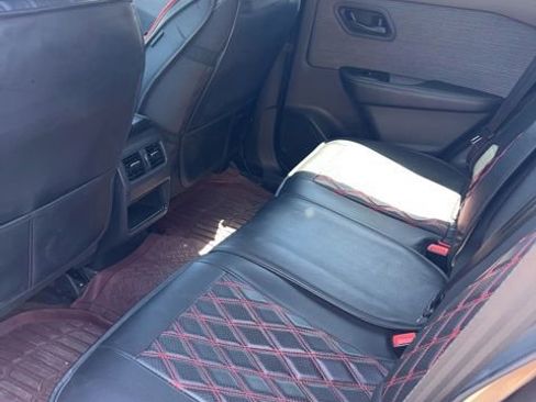 Used 2021 Nissan Rogue S AWD/4WD image 15