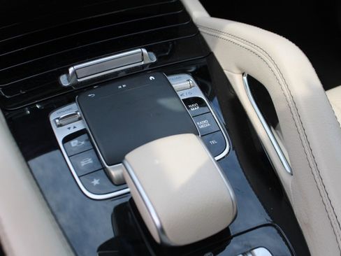 Certified 2020 Mercedes-Benz GLS 450 4MATIC image 19