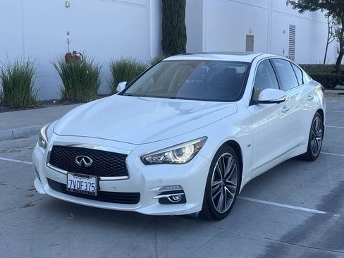 Used 2016 INFINITI Q50 3.0t Premium w/ Driver Assistance Package RWD image 7