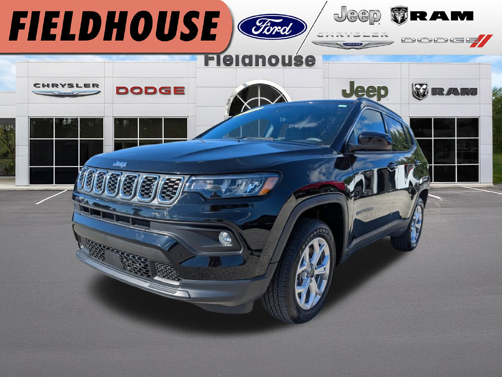 Used 2025 Jeep Compass Latitude AWD/4WD image 1