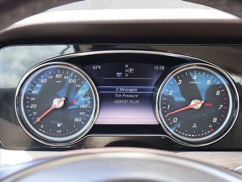 Used 2018 Mercedes-Benz E 400 4MATIC Coupe image 15