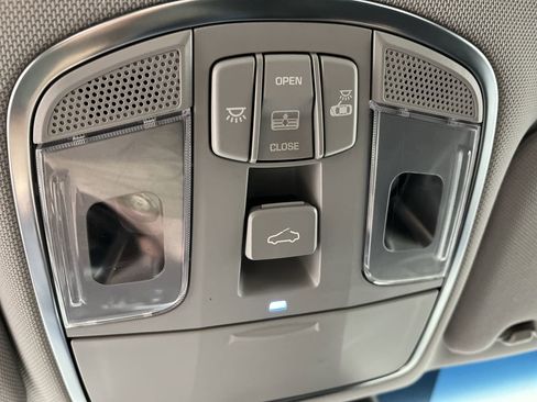 Used 2015 Hyundai Sonata Limited w/ Option Group 06 FWD image 26
