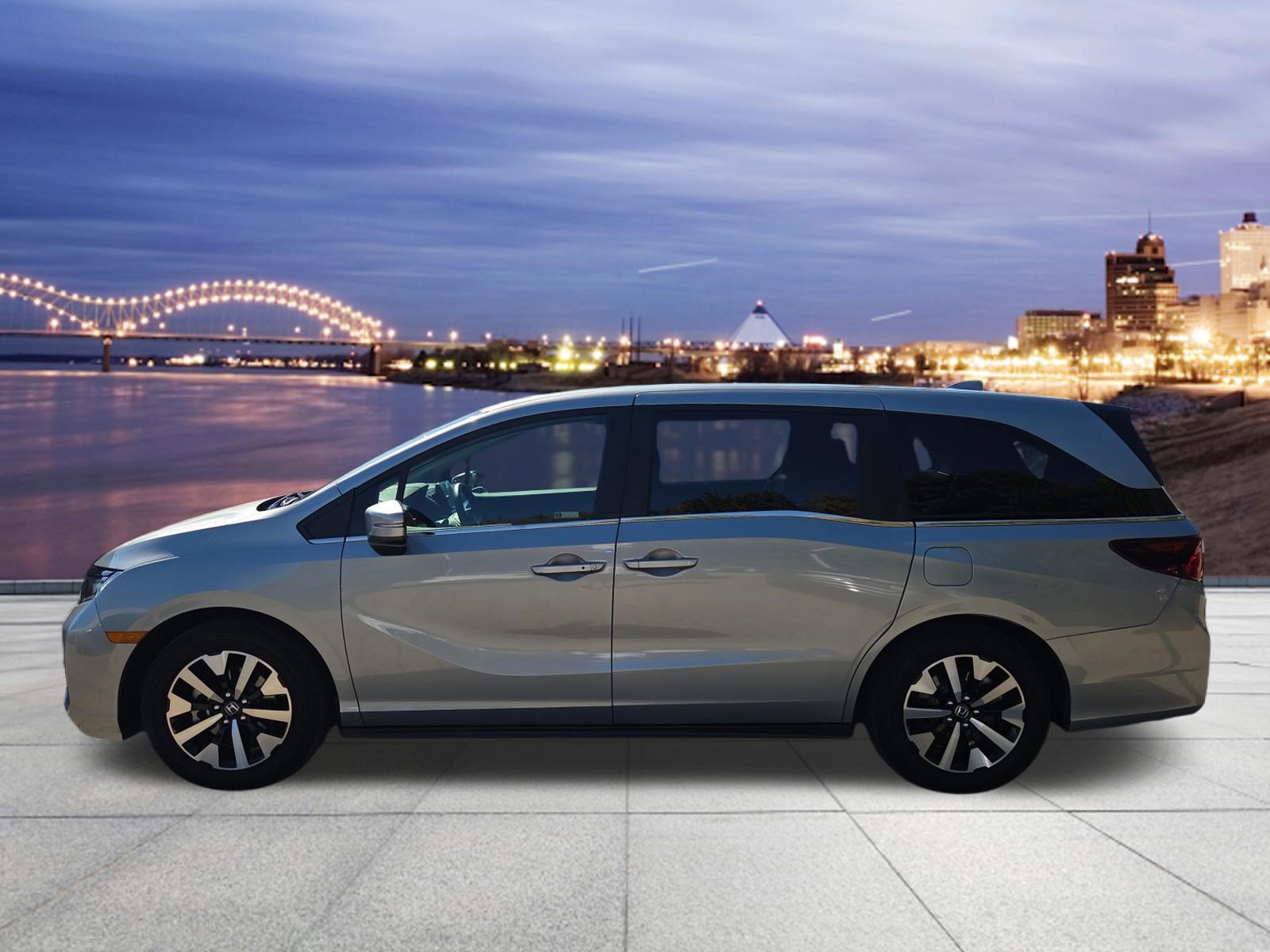 Used 2026 Honda Odyssey EX-L image 2