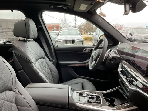 New 2026 BMW X5 M60i image 30