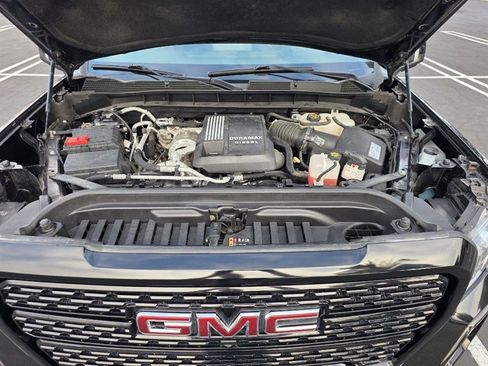 Used 2021 GMC Sierra 1500 Denali w/ Denali Ultimate Package AWD/4WD image 10