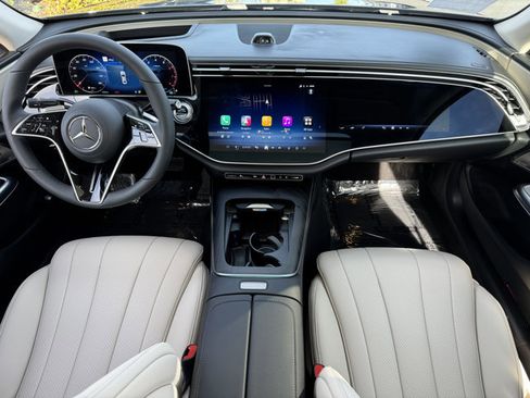 New 2026 Mercedes-Benz E 450 4MATIC Sedan image 4