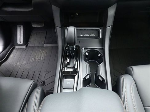 New 2026 Subaru Ascent Limited Bronze image 13