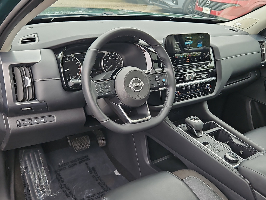 Used 2024 Nissan Pathfinder SL w/ SL Premium Package AWD/4WD image 29