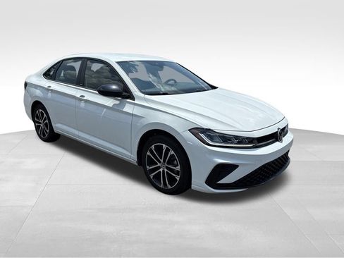 Used 2025 Volkswagen Jetta Sport FWD image 7