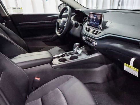 New 2025 Nissan Altima 2.5 S image 17