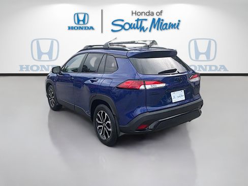 Used 2025 Toyota Corolla Cross AWD Hybrid image 5