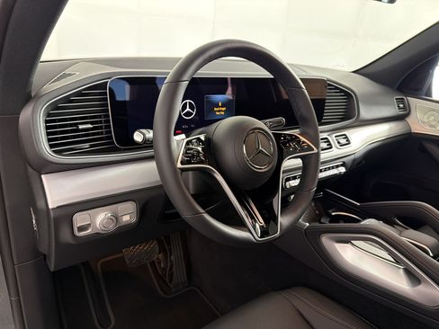 Used 2026 Mercedes-Benz GLE 350 4MATIC image 4