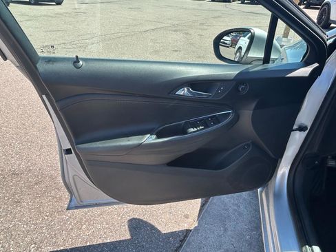 Used 2016 Chevrolet Cruze Premier FWD image 14